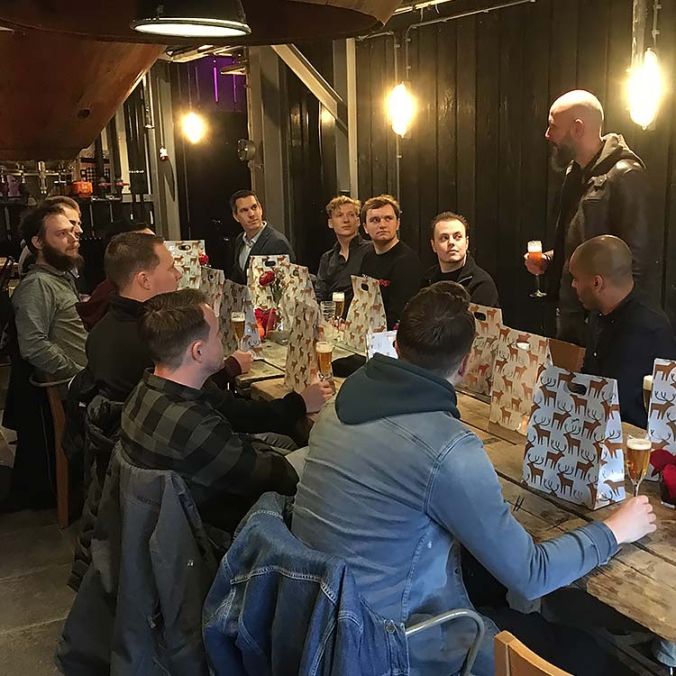 Kings Code bestaat 10 jaar! Reden voor een feestje natuurlijk Kings Code bestaat 10 jaar! Reden voor een feestje natuurlijk